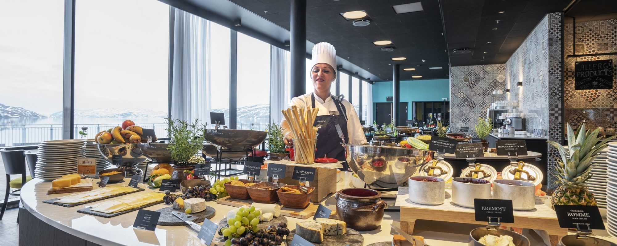 Thon-Hotel-Kirkenes-Frokost-31